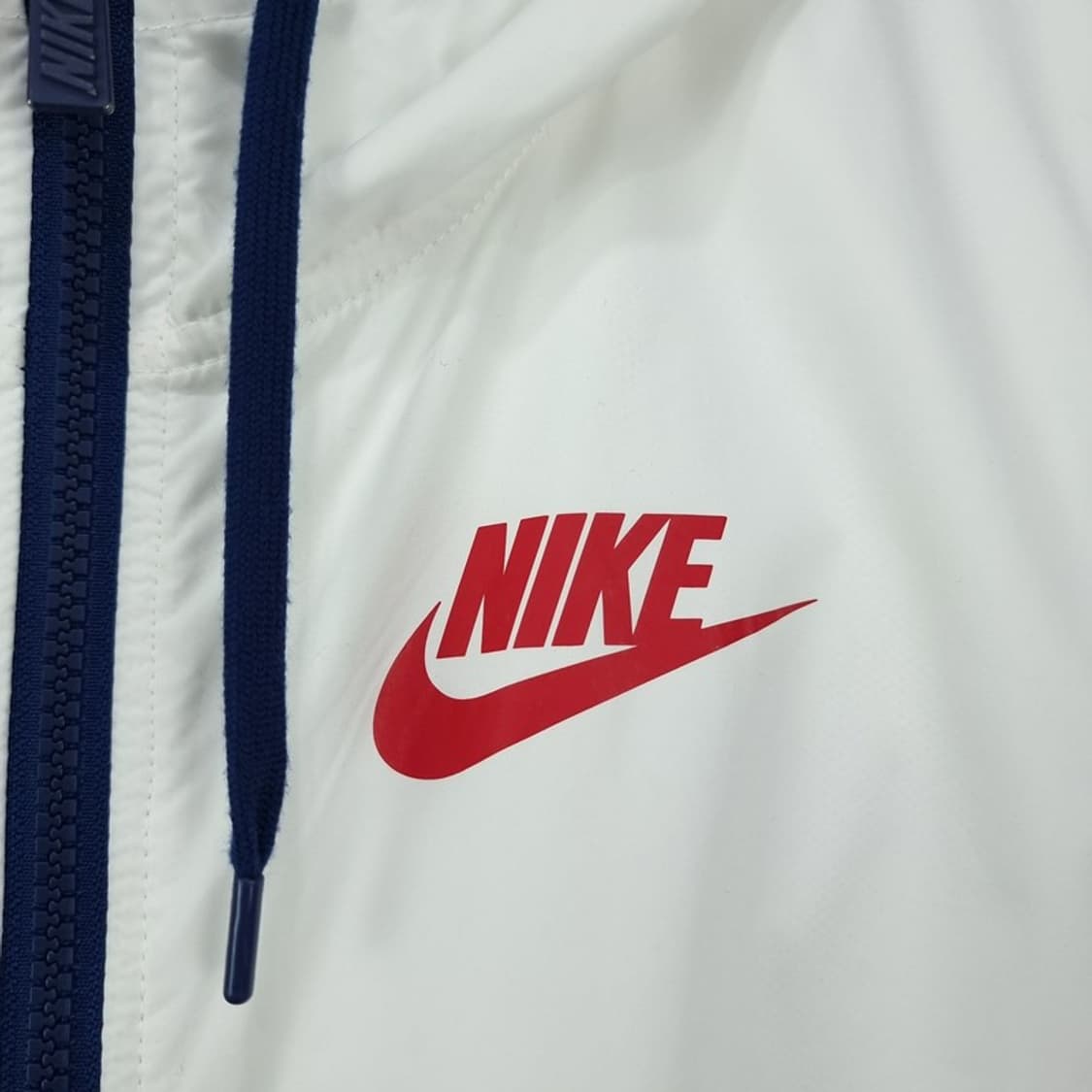 [나이키] 로고 프린팅 후드 바람막이 자켓 M19054 상품이미지7