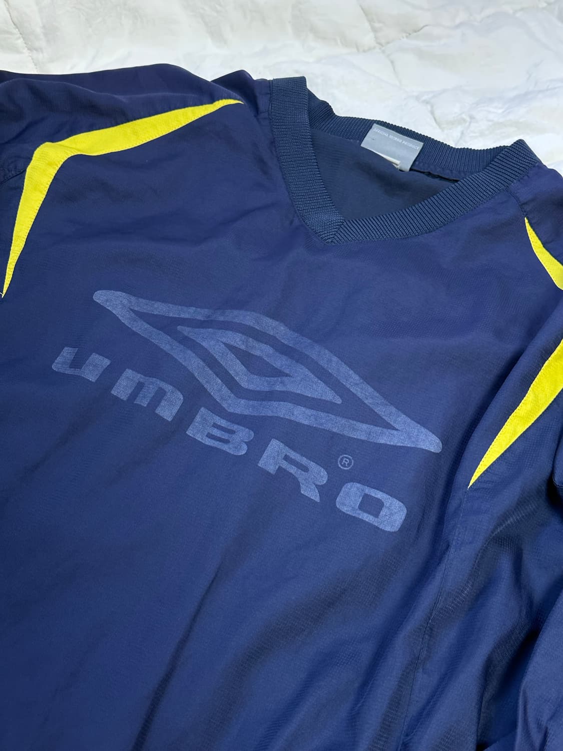 엄브로 빅로고 웜업 라지 상품이미지5