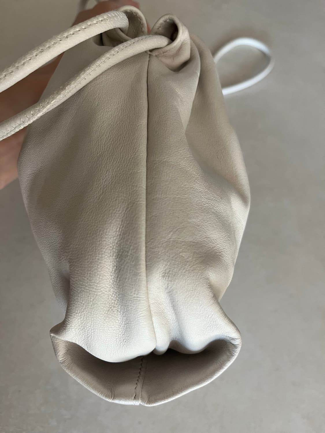 코스 카바텔리 가방 화이트 상품이미지5