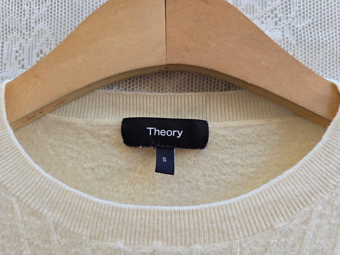 띠어리 울 100% 상품이미지3