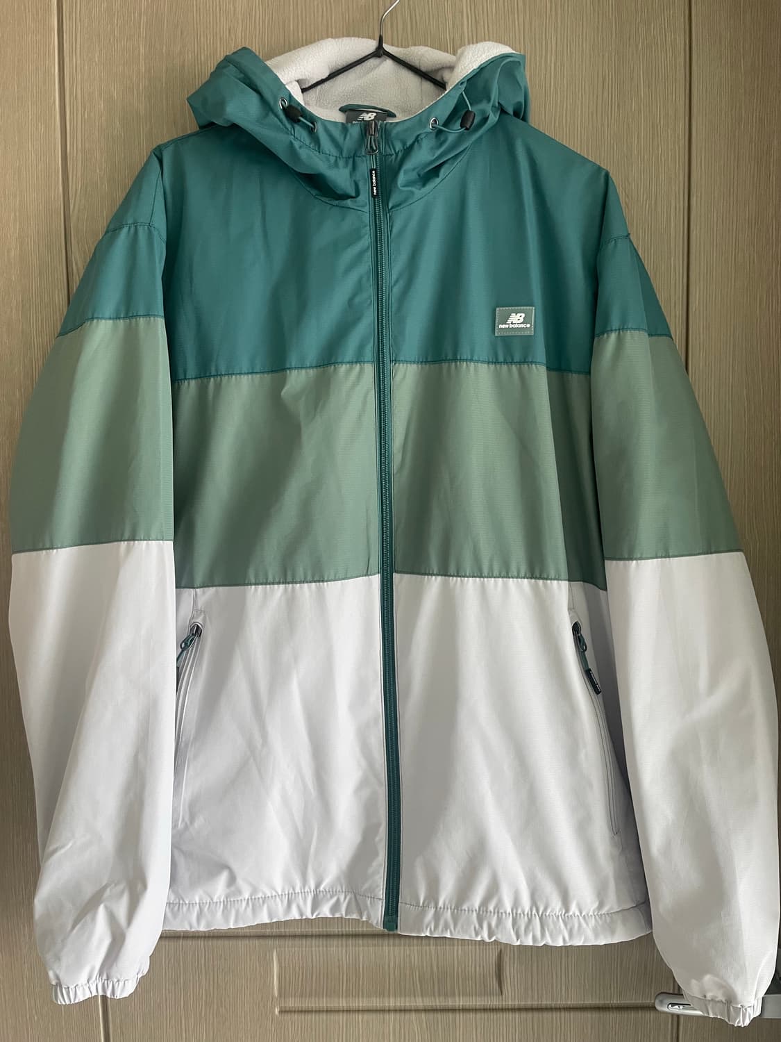 뉴발란스 모리걸 하구미 청록 후디 윈드브레이커 상품이미지1