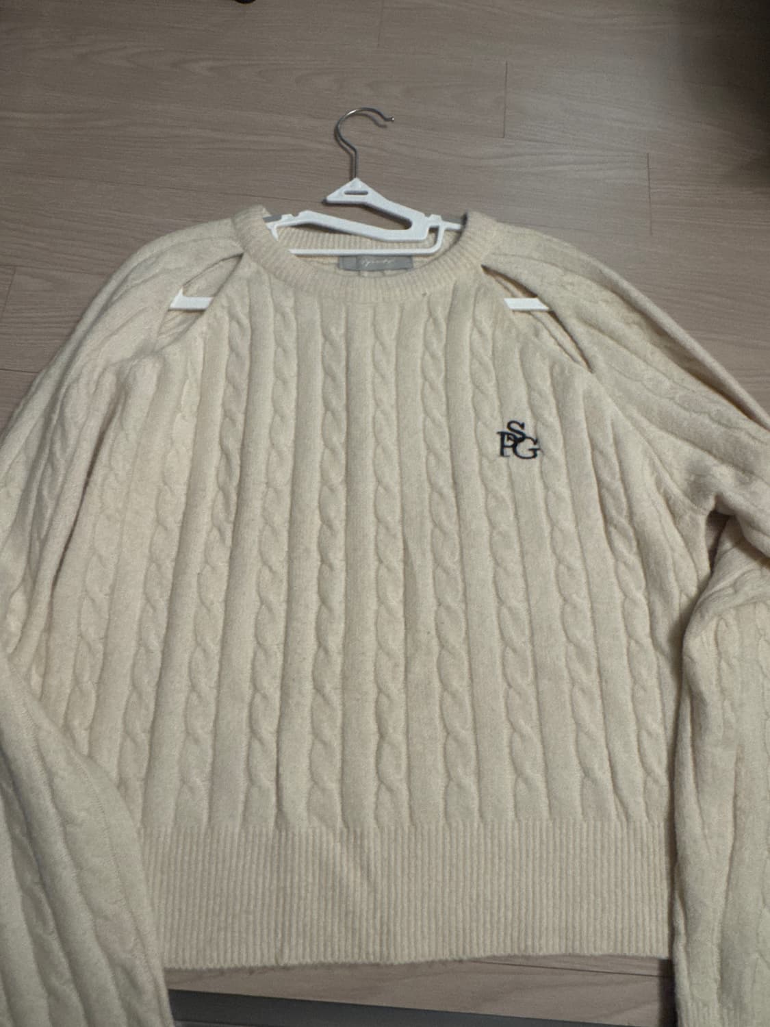 니트 팔아요 상품이미지1