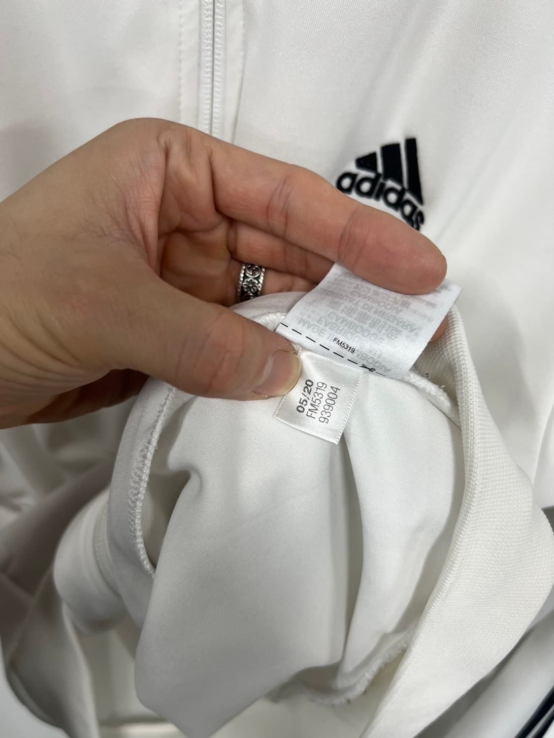 아디다스 삼선로고 흰검 트랙 져지 상품이미지6
