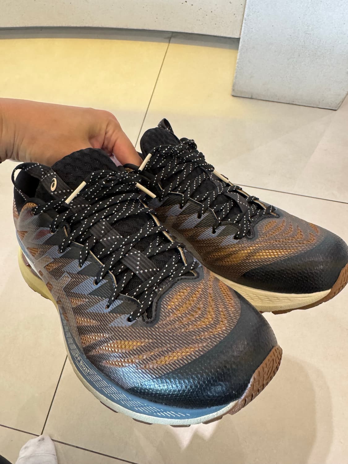 아식스젤카야노 28 FN3-S Anthracite Antique gold 상품이미지2