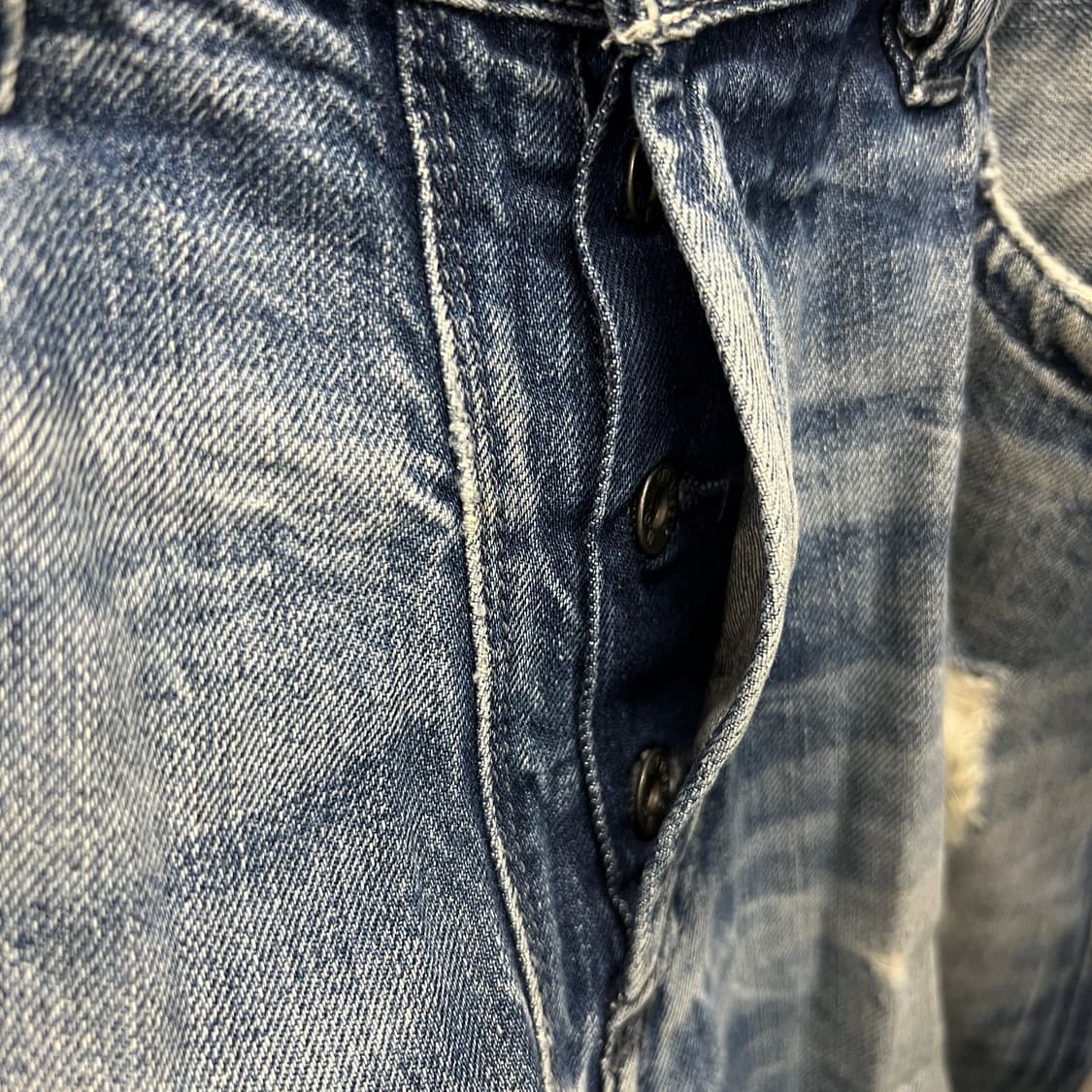 Diesel 디젤 MENNIT 워시드 디스트로이드 데님 팬츠 30 상품이미지8