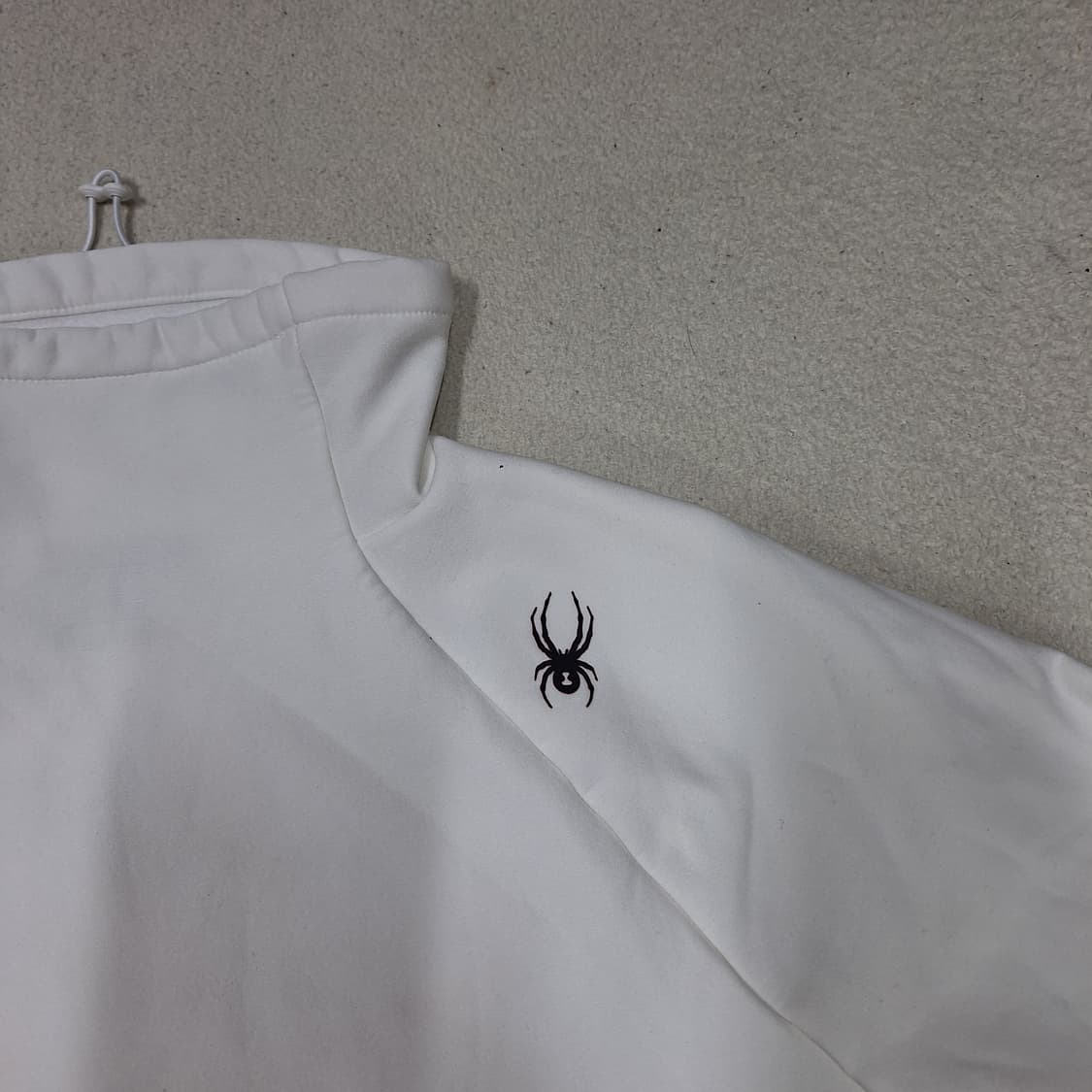 스파이더  기모티셔츠M(90) 상품이미지3