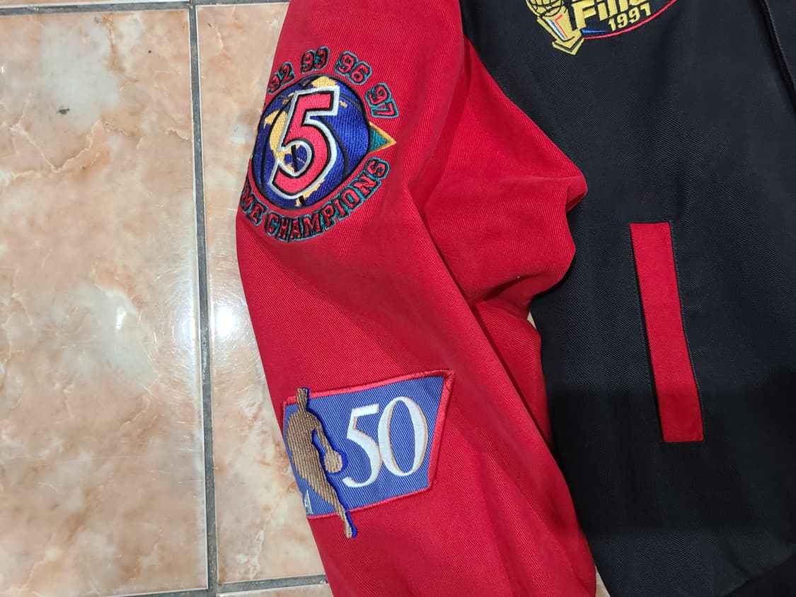 제프해밀턴 시카고불스 바시티자켓 상품이미지5