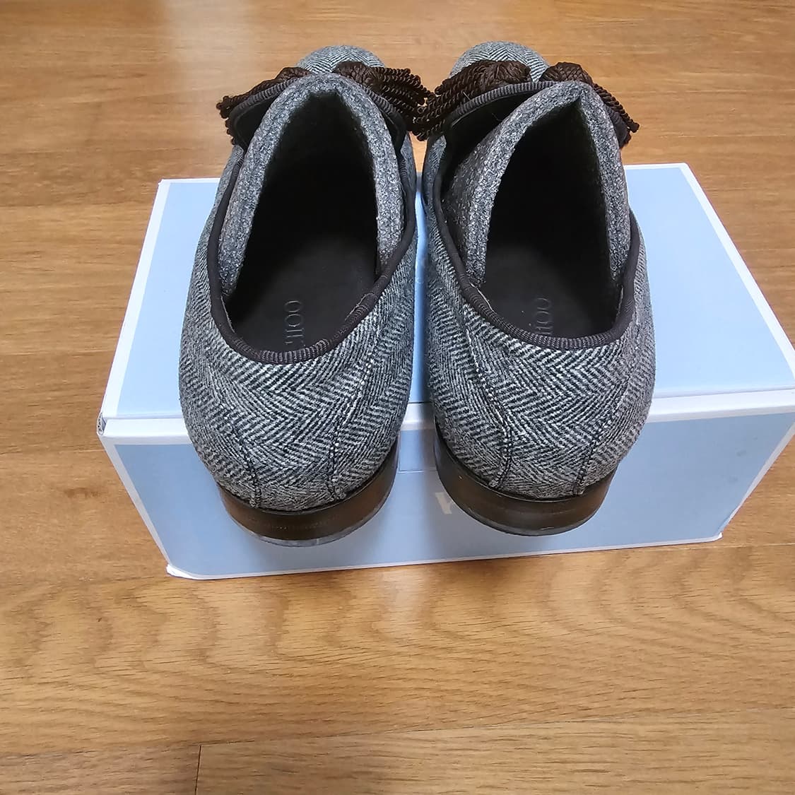 지미추 헤링본 테슬로퍼 40.5 상품이미지5