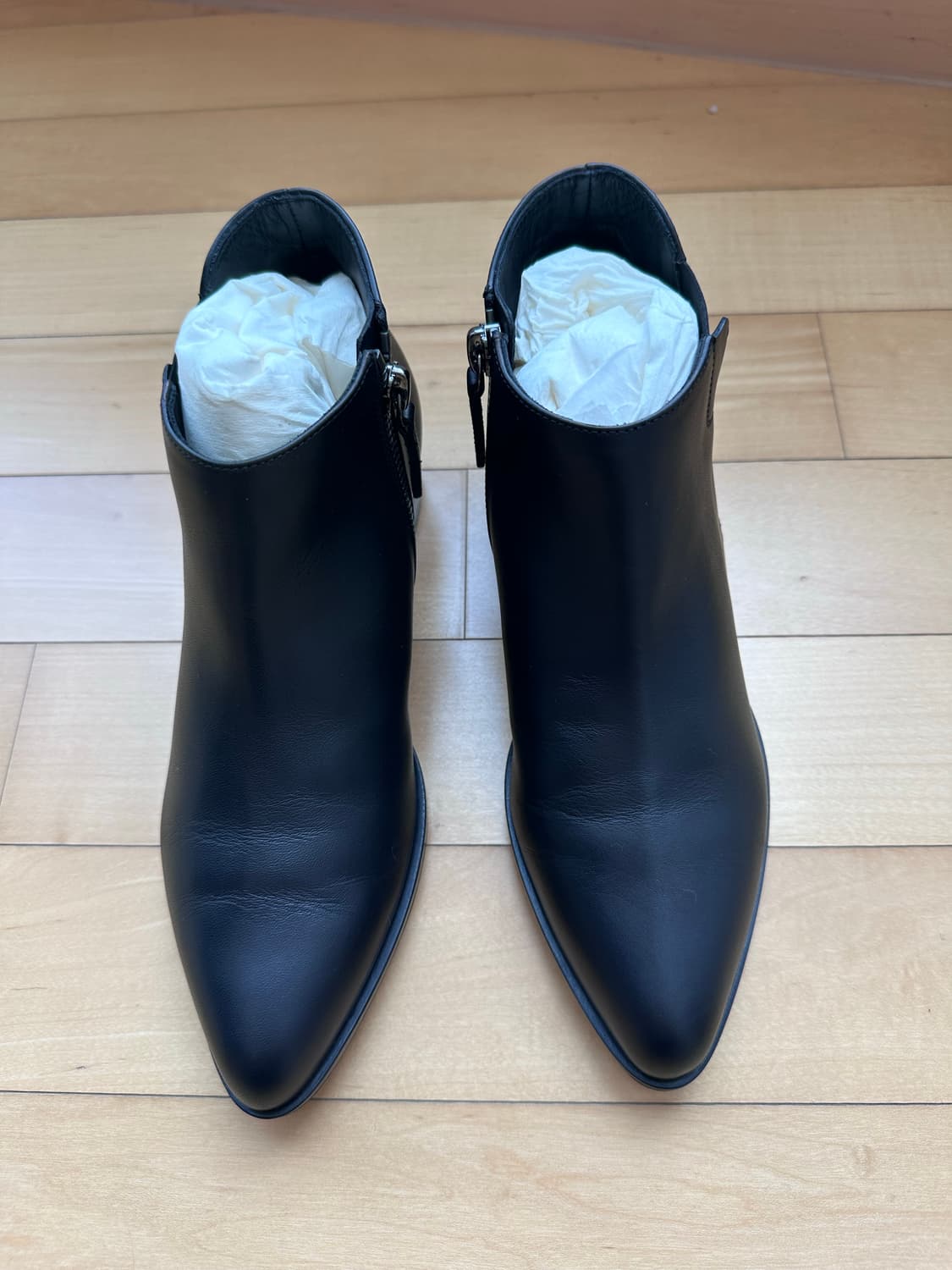 쥬세페 자노티 블랙 가죽 앵클 부츠 35 1/2 (정품, 새상품) 상품이미지3