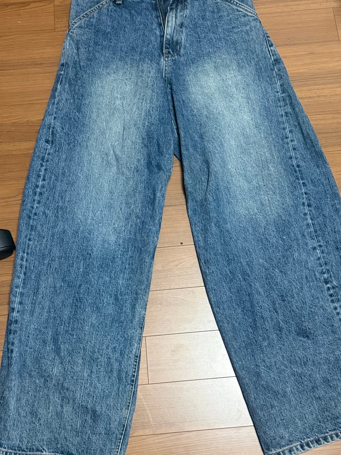 해칭룸 커브드진 워시드블루 상품이미지2