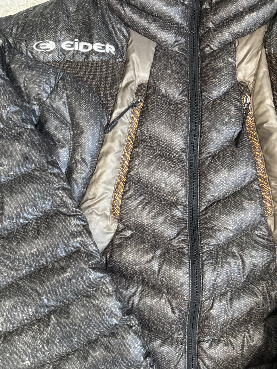 [L] 아이더 브라운 경량패딩 필 700 상품이미지2