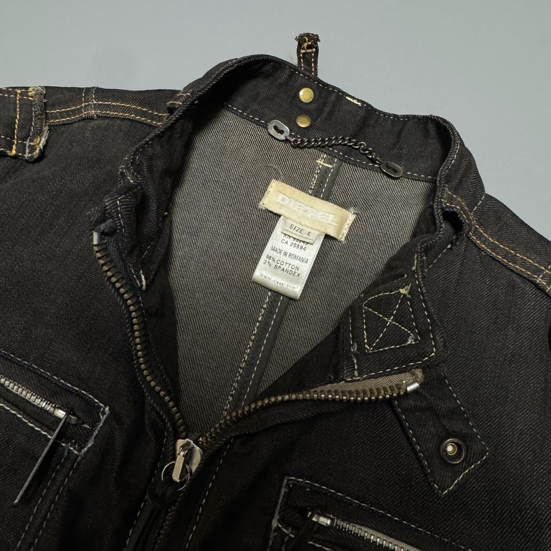 디젤(DIESEL) 블랙컬러 워시드 데님 빈티지 쇼트 라이더스 자켓 상품이미지3