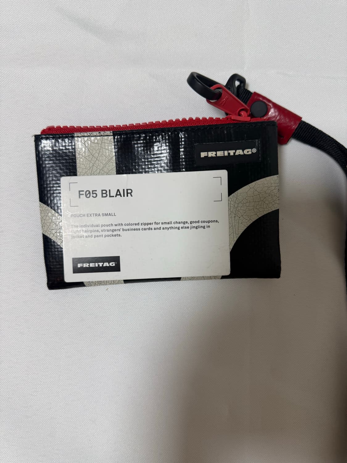 프라이탁 블레어(Blair) 블랙/화이트 미사용 제품(스트랩 포함) 상품이미지3