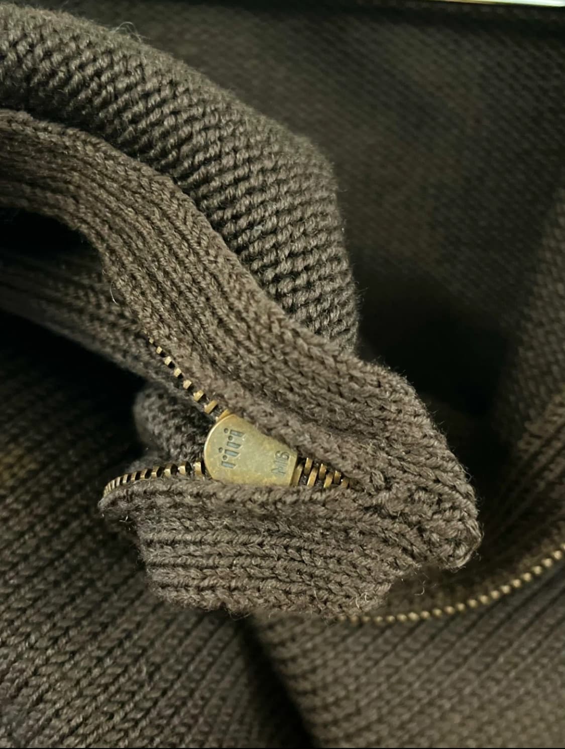 셀린느 피비파일로 니트 하프 집업 상품이미지6