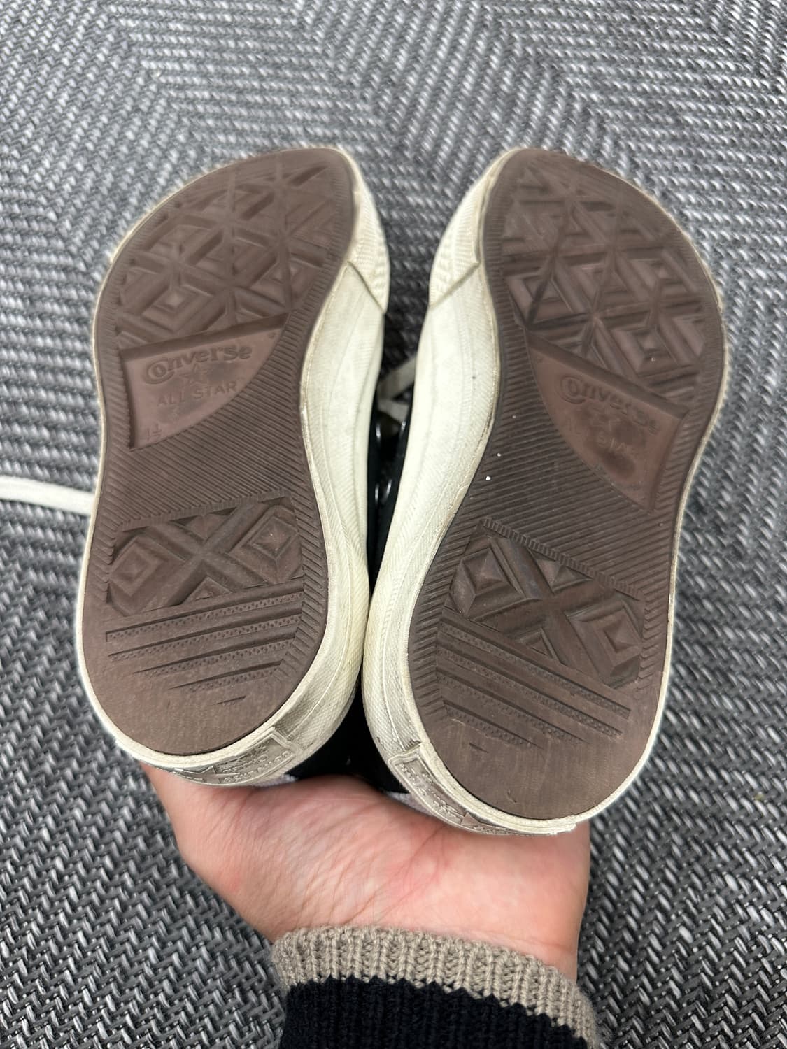 꼼데가르송 컨버스 척 테일러 스니커즈 상품이미지8