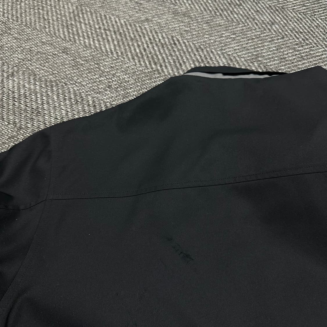 입생로랑 리버서블 바람막이 자켓 상품이미지3