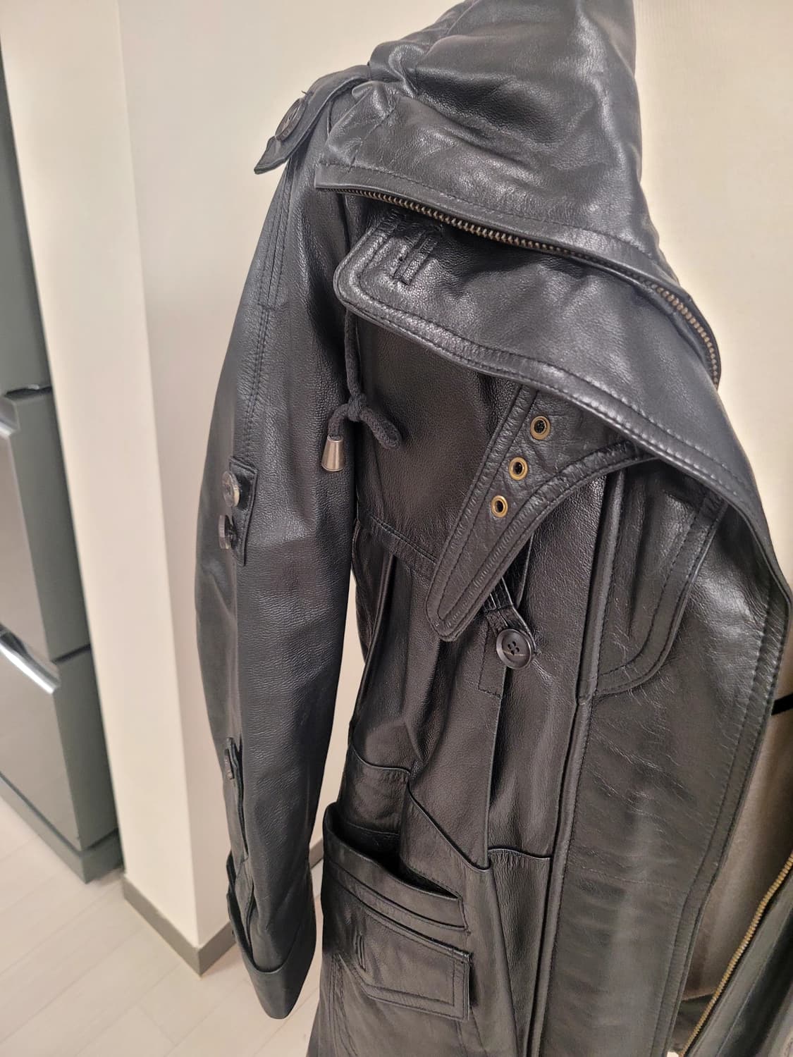 블랙 레더 롱 코트 / 트렌치 무드 롱 재킷
 상품이미지3