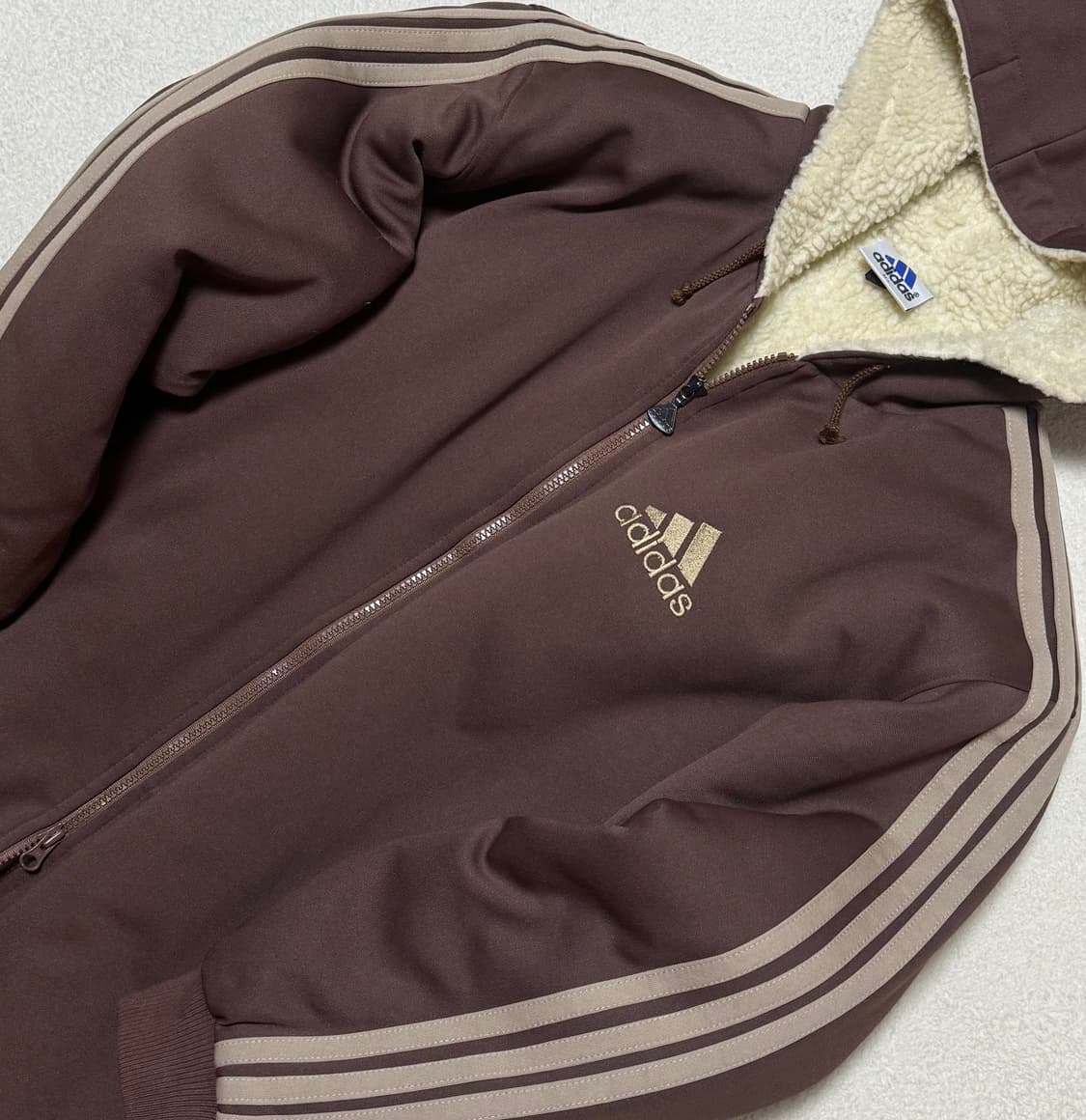 아디다스 대대장 데상트라인 초바 초코바나나 브라운 카키 돕바 상품이미지3