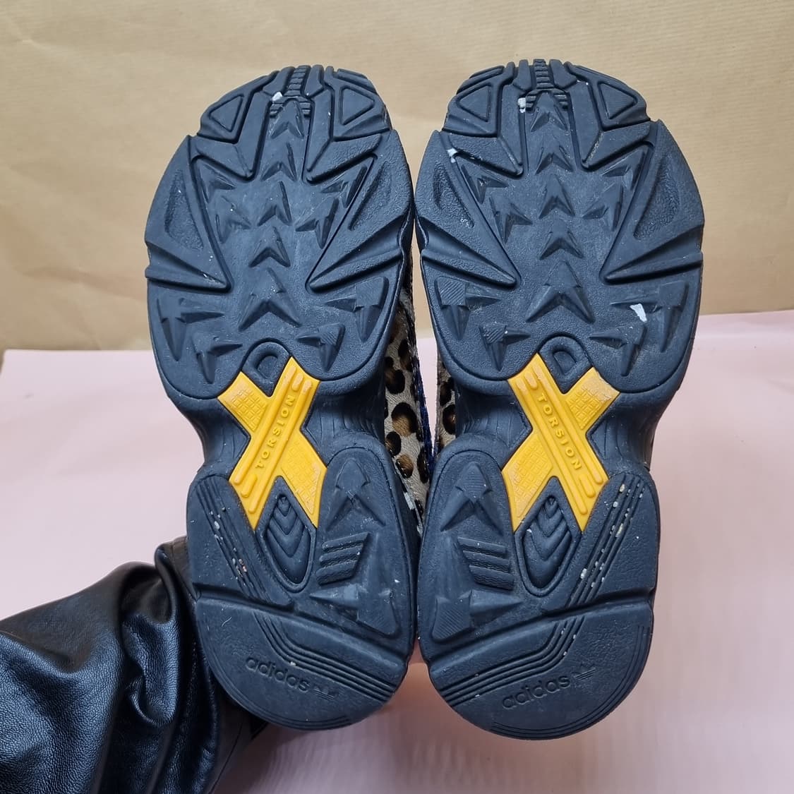 아디다스 팔콘 W애니멀 운동화230 상품이미지3