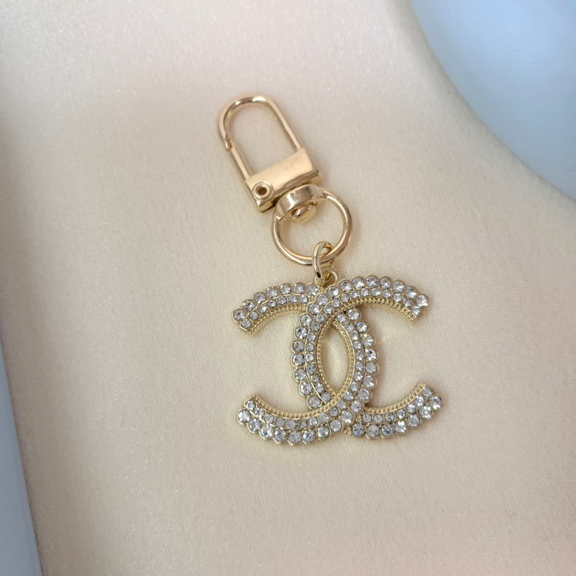 2+1 행사) 샤넬 키링 빈티지 펜던트 크리스탈 cc 상품이미지3