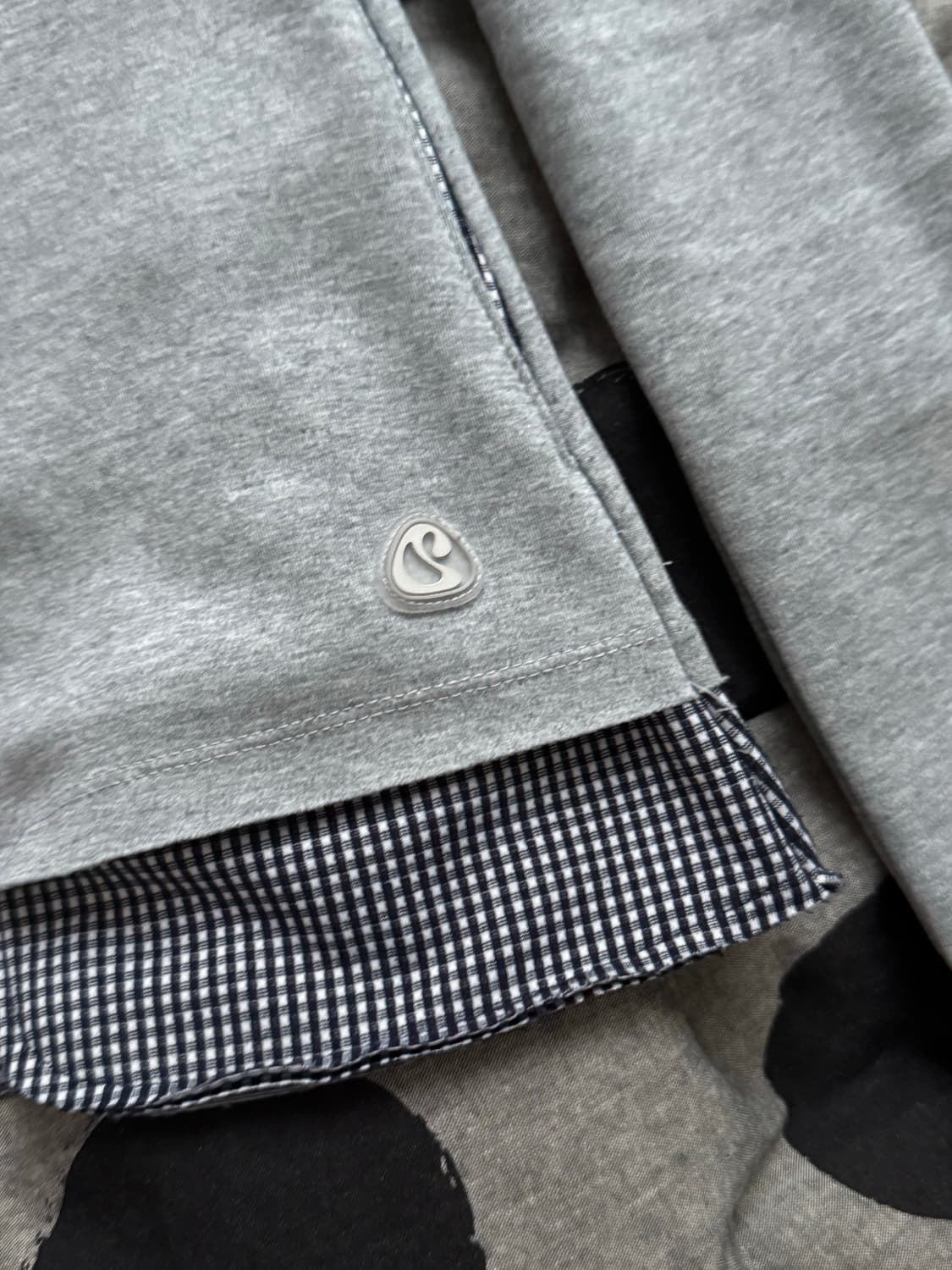 코이세이오 리버시블 카라 롱슬리브 멜란지 그레이 상품이미지3