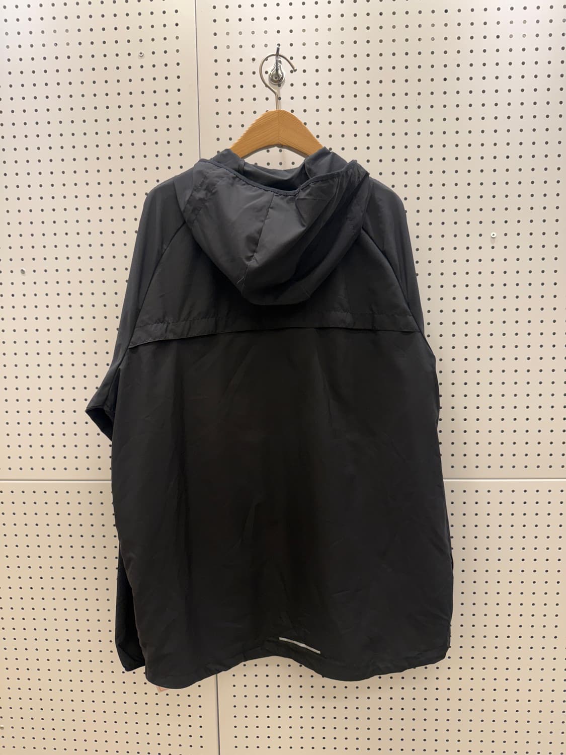 나이키 에어 블랙 러닝 바람막이 U785 상품이미지3