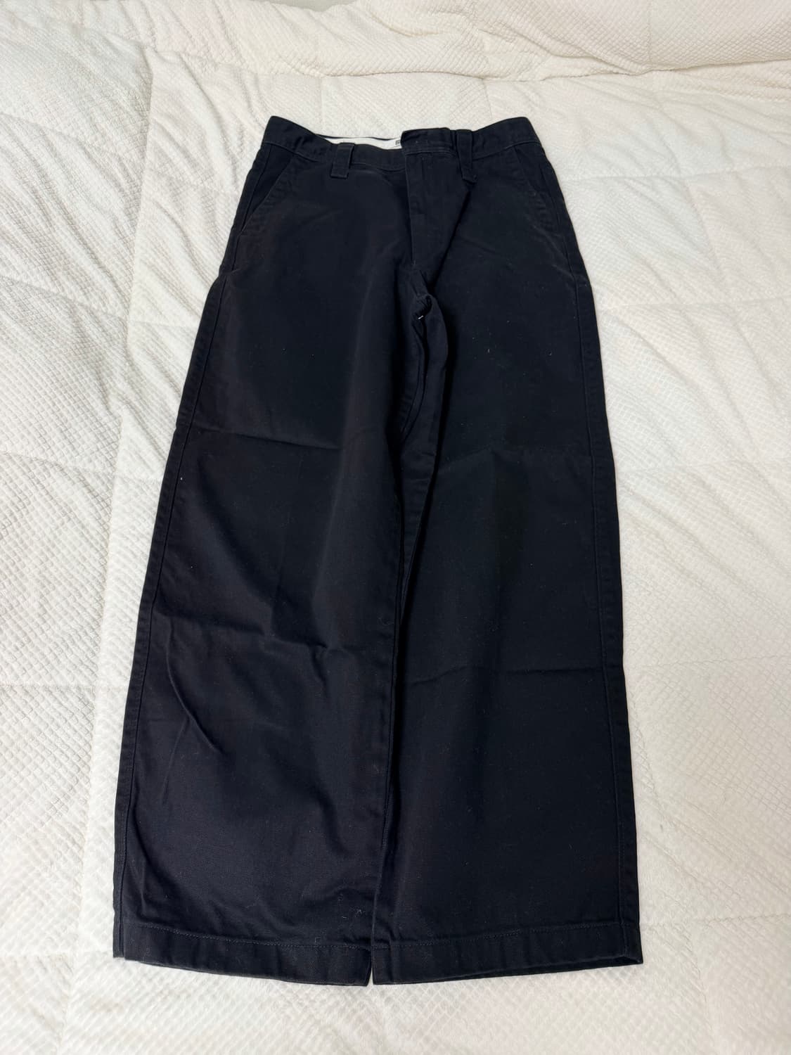 유니클로U 와이드핏치노팬츠 79 블랙 상품이미지4