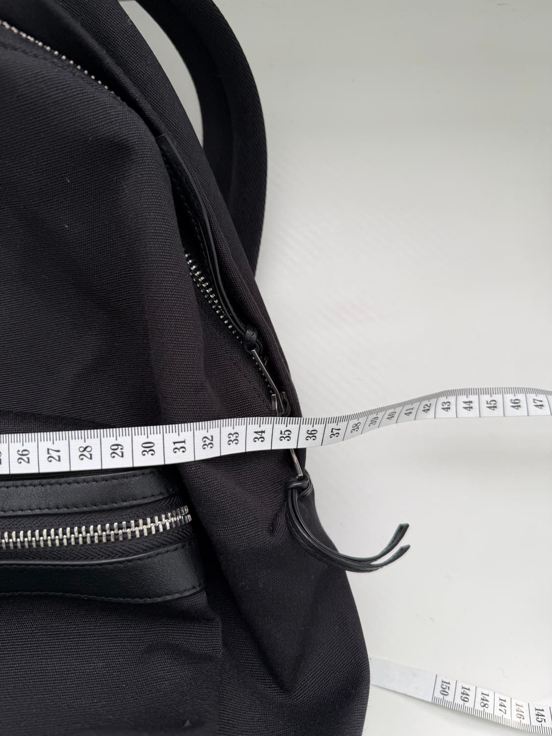 정품) 생로랑 캔버스 클래식 시티백 백팩  상품이미지9