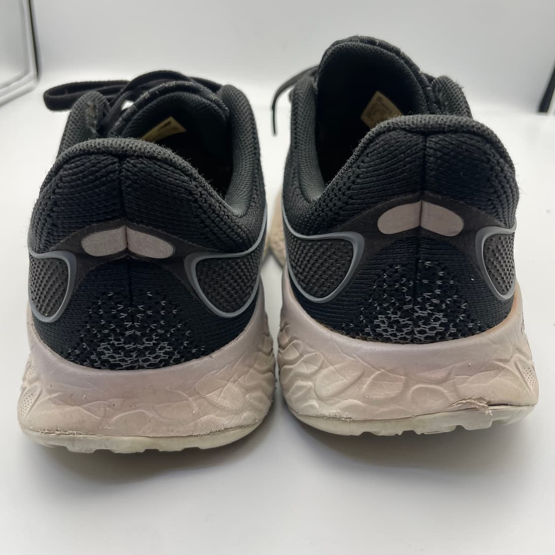 뉴발란스 검정색 여성 운동화 신발 235 상품이미지6