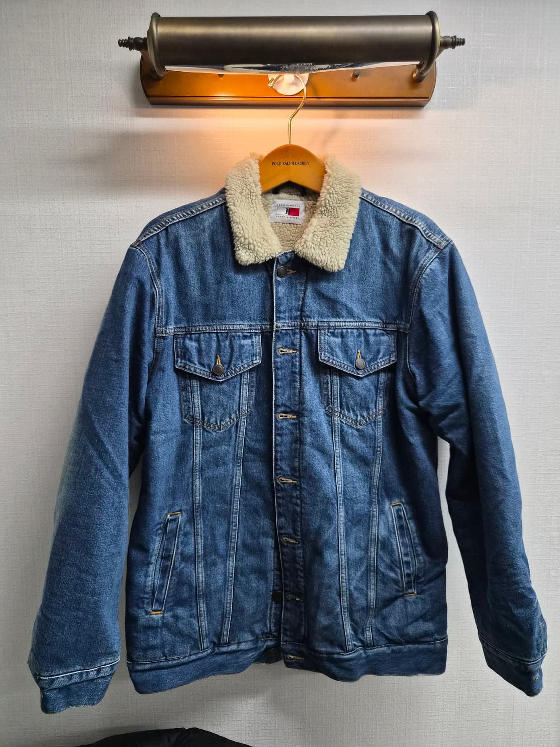 M/100) 타미힐피거 x 루이스해밀턴 쉐르파 데님 자켓 팝니다 상품이미지1