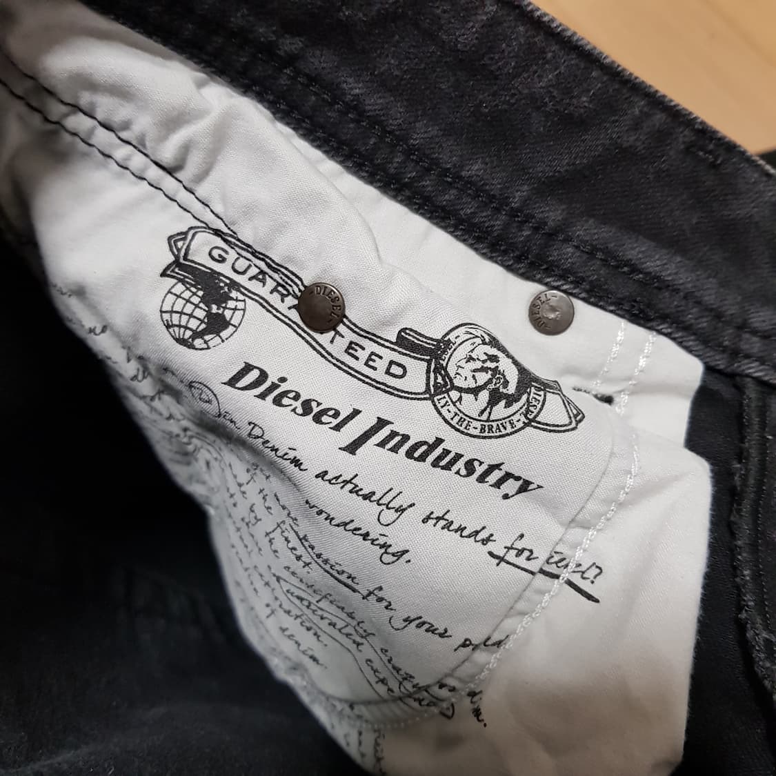 34인치 / 디젤 / BELTHER / 테이퍼드 블랙진/ 2장410 상품이미지5