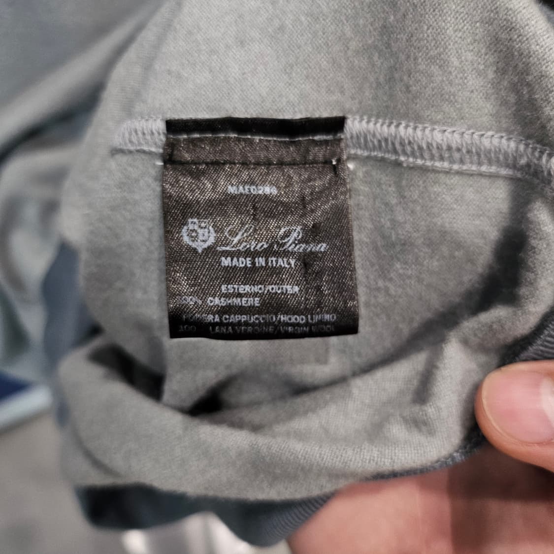 로로피아나 톤&톤 이브레아 캐시미어 후드 상품이미지4