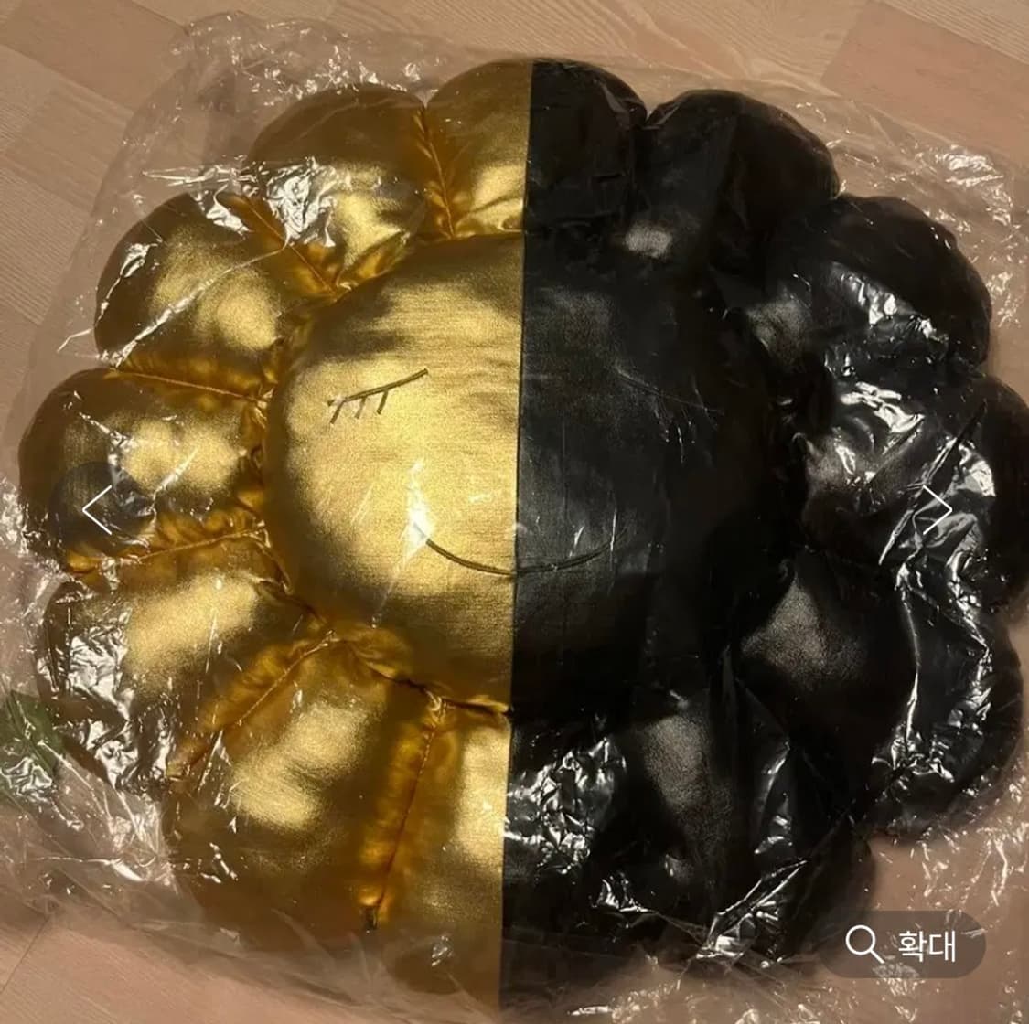 무라카미 다카시 Gold/Black 플라워 쿠션 60cm 상품이미지2