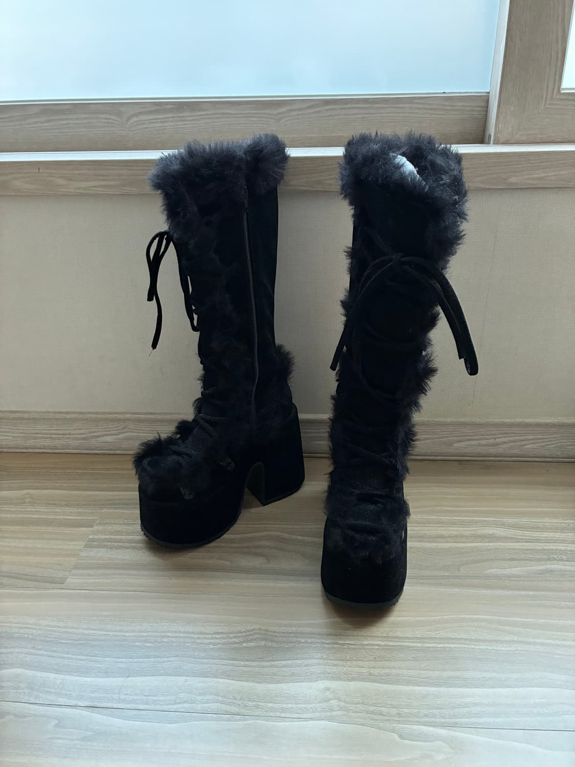 데모니아 카멜 퍼 부츠 블랙 230 상품이미지4