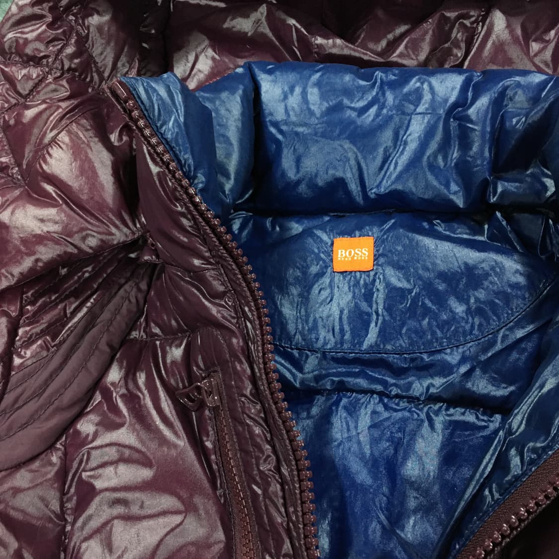 투티/0124 BOSS 휴고 보스 오렌지 경량 패딩 후드 BUR y2k 상품이미지5