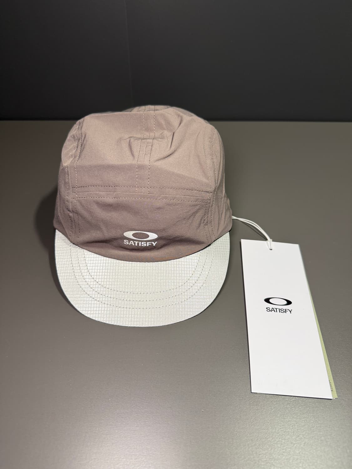 satisfy x oakley peaceshell trail cap 상품이미지7