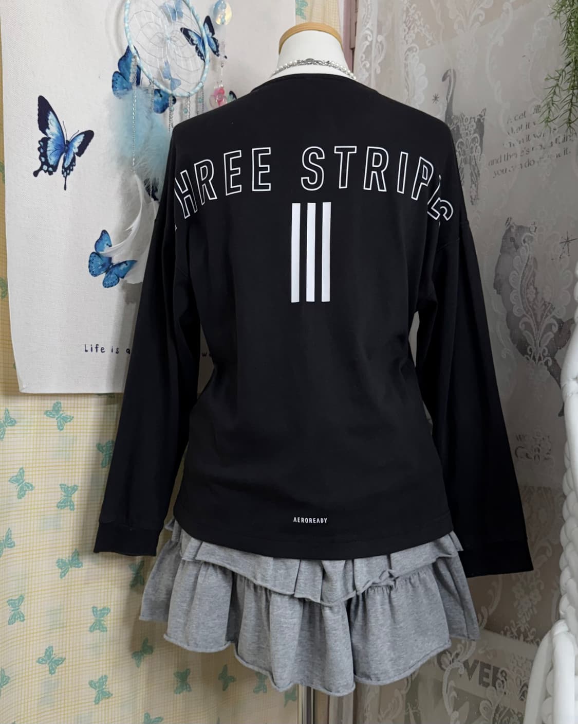 아디다스 블랙 백 프린팅 티셔츠 상품이미지5