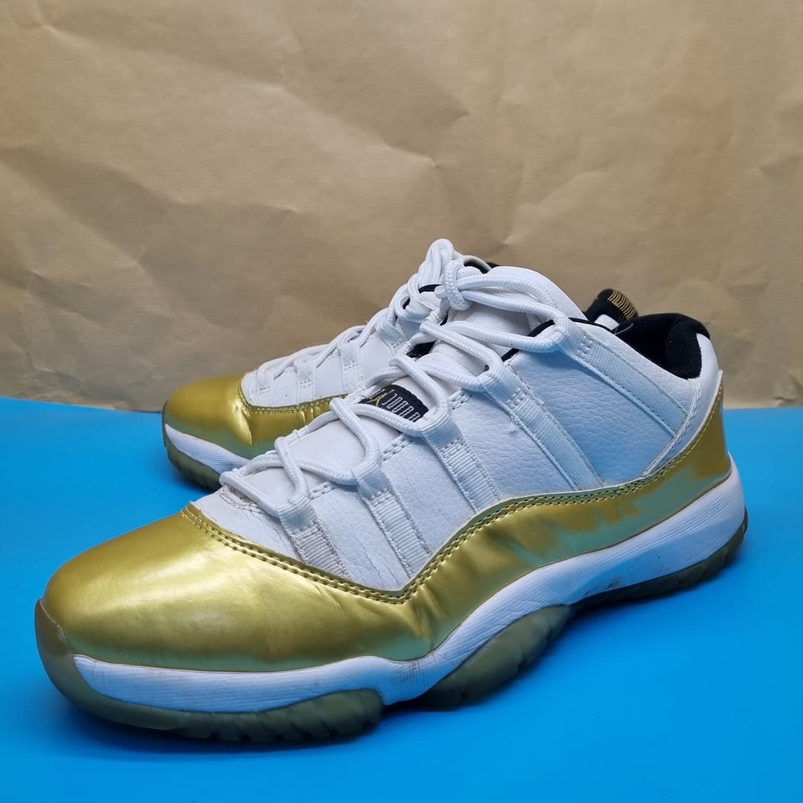 나이키 조던11 로우 클로징 골드 290 상품이미지1