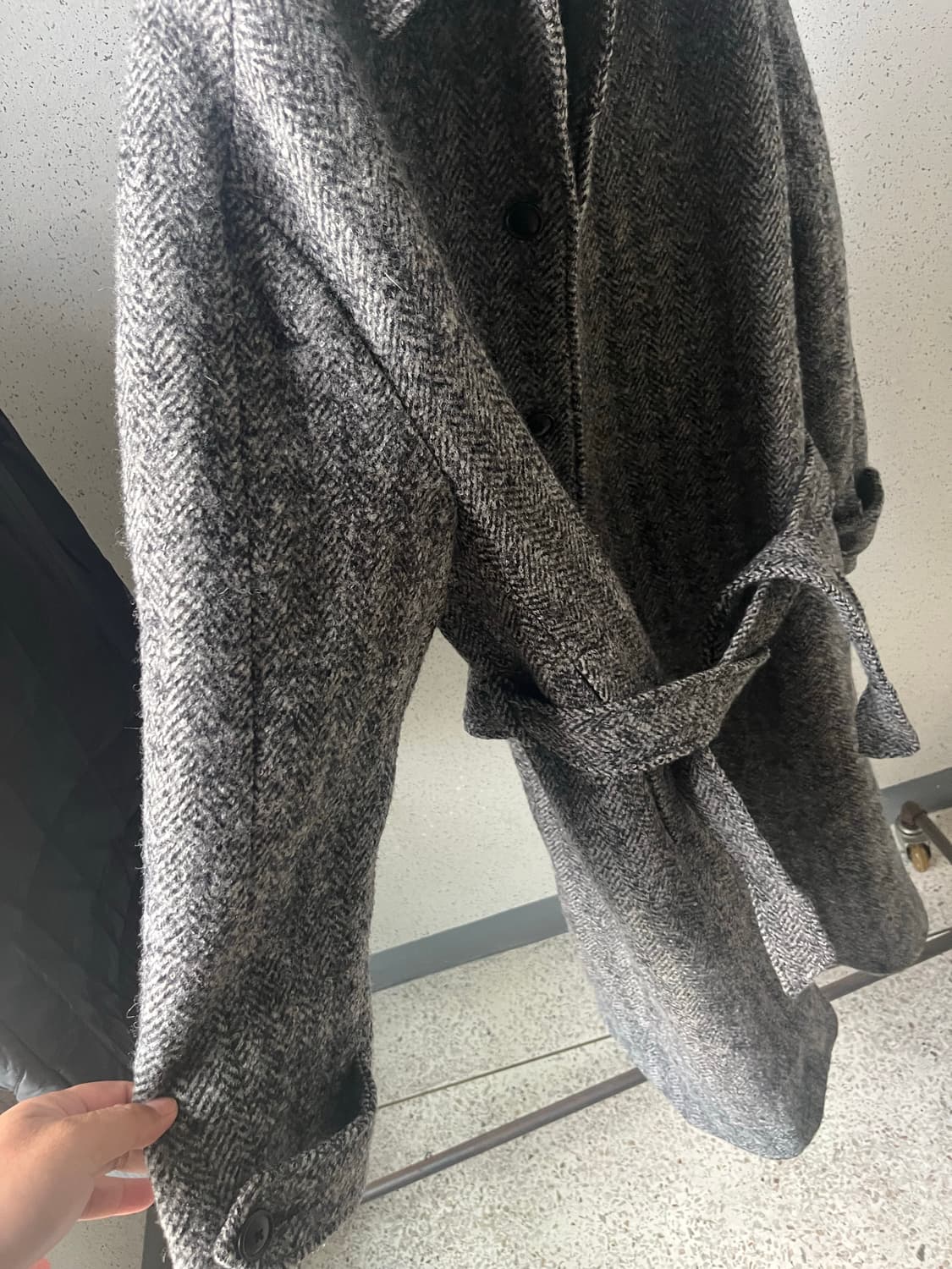 쿠어 헤링본 발마칸 오버핏 울코트 상품이미지3