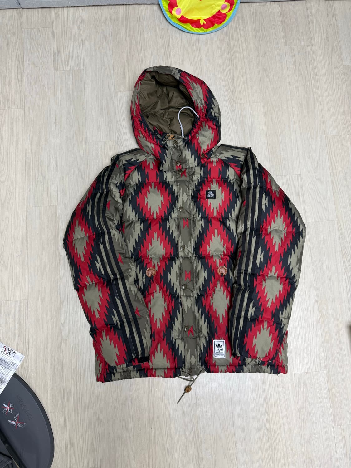 네이버후드 X 아디다스 치마요 다운패딩 상품이미지9