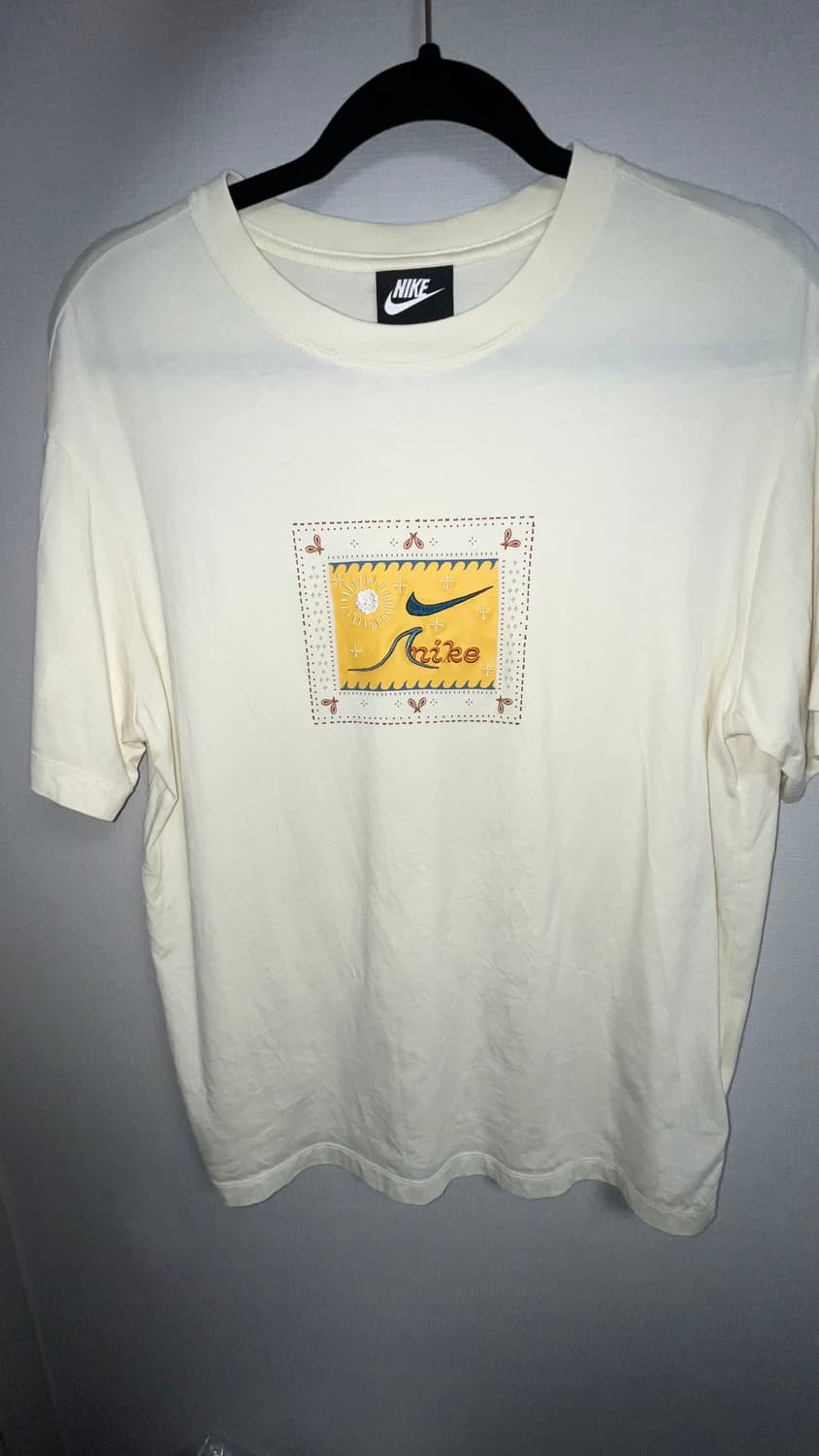 Nike 페이즐리 반팔티 상품이미지1