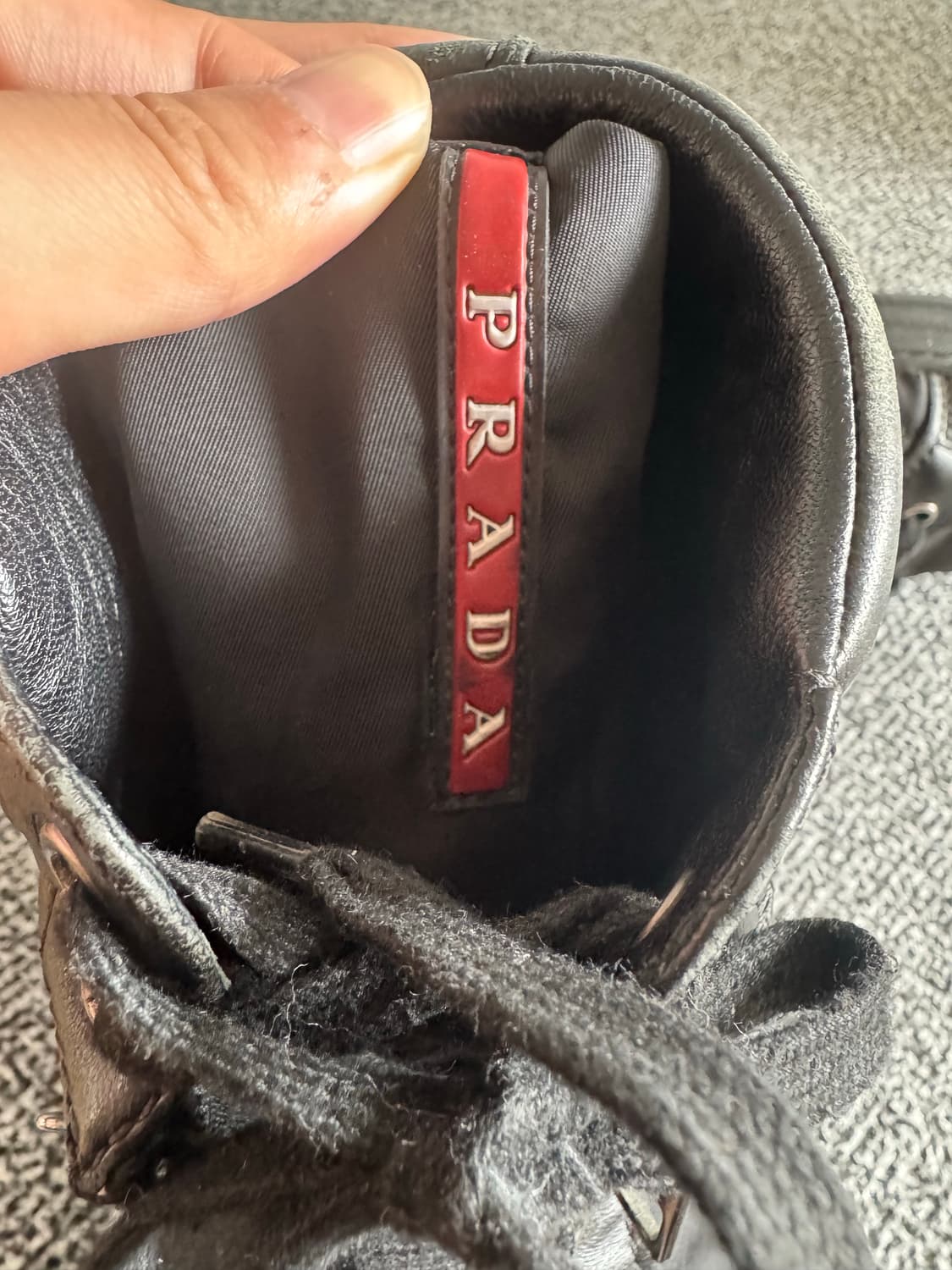 프라다 레더 하이탑 상품이미지4