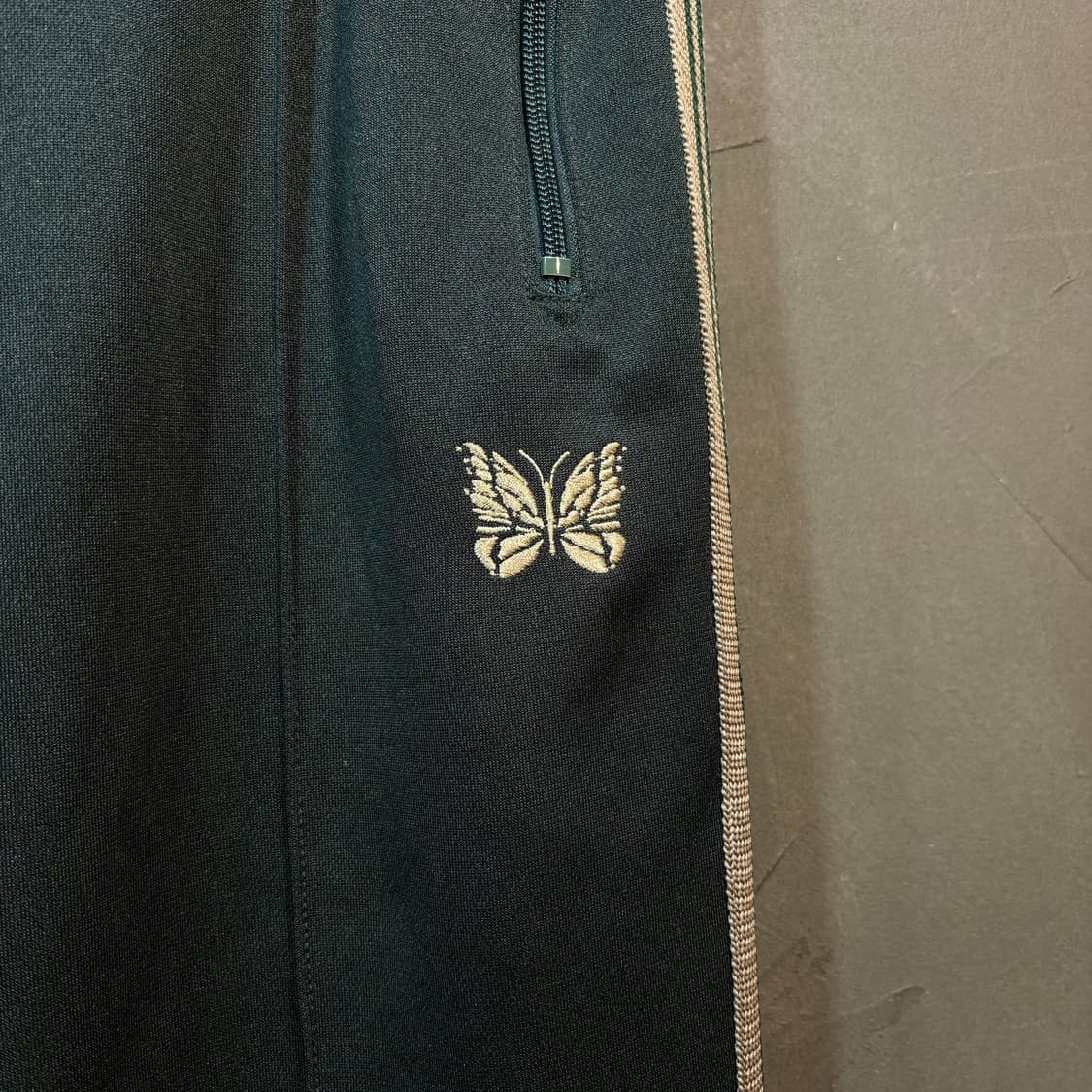 [M] Needles 니들스 다크 그린 트랙 팬츠 상품이미지2