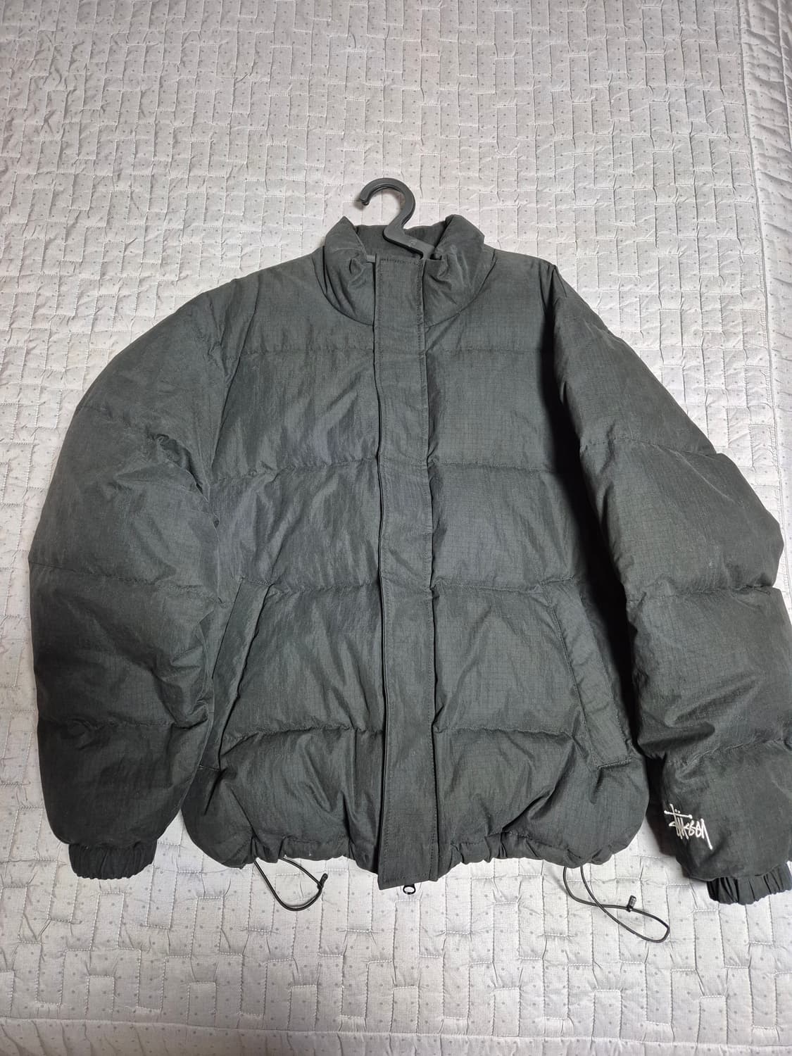 스투시패딩  상품이미지1