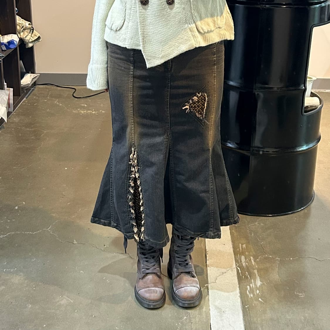 브라운 그런지 데님 언발 스커트 상품이미지1