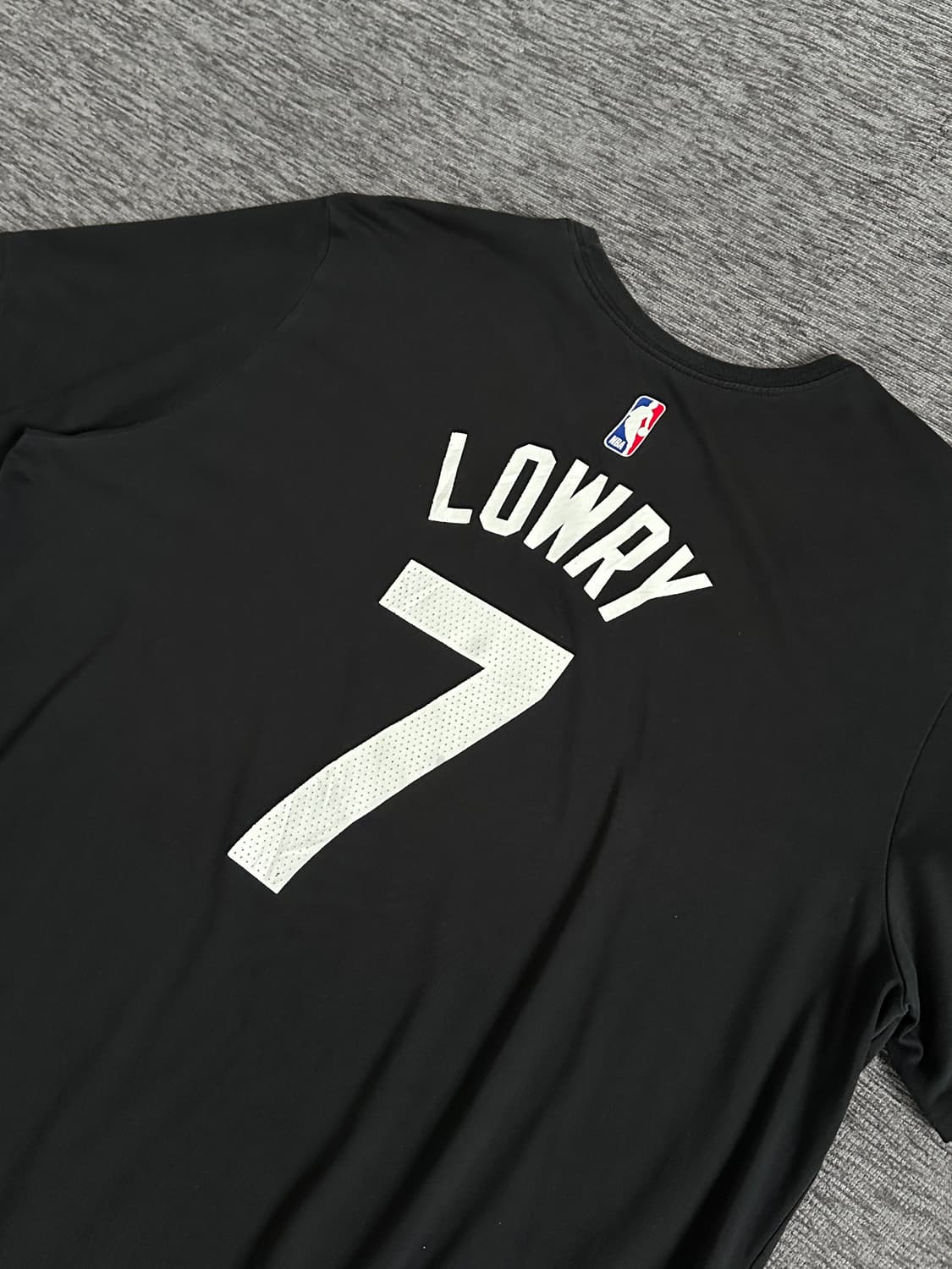 Nike 토론토 랩터스 카일 라우리 티셔츠 상품이미지7
