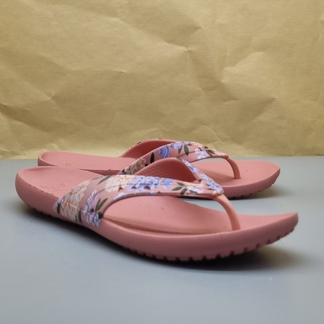 크록스 여성쪼리w8 250 상품이미지1