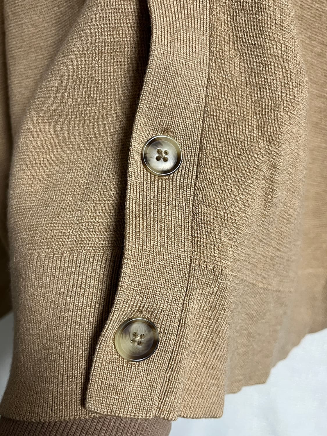 공용 클럽모나코 브이넥 가디건 상품이미지3