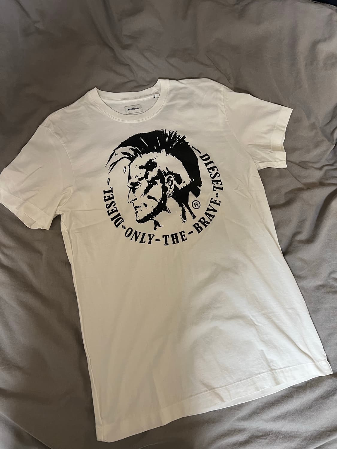 디젤 화이트 티셔츠 S 새제품 상품이미지1