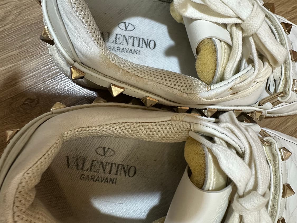 발렌티노 락스터드 스니커즈 36 상품이미지4